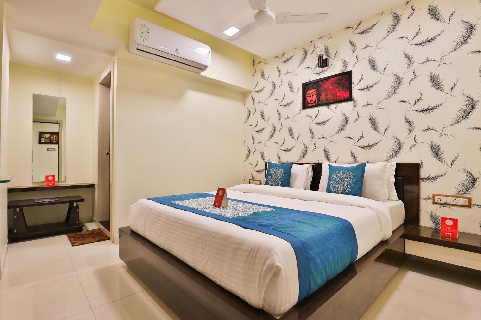Hotel O Red Apple Ahmedabad Exterior photo