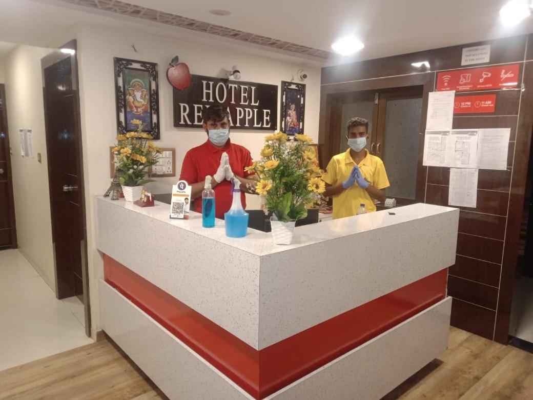 Hotel O Red Apple Ahmedabad Exterior photo